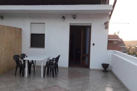 Andrea'S House Carbonia Exterior foto